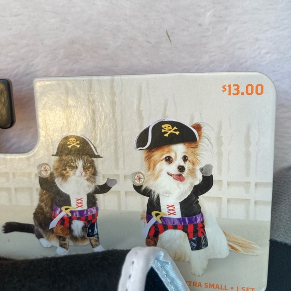 New, Pirate Dog Costume, 2 pieces, Small (up to 20 lbs) - Picture 4 of 4